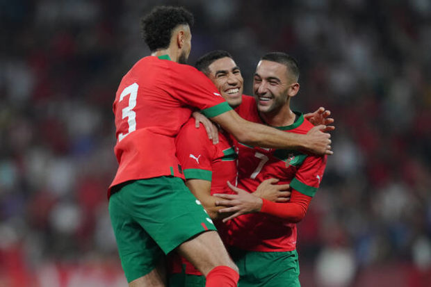 ESP: Morocco - Chile. Friendly Noussair Mazraoui, Achraf Hakimi and Hakim Ziyech of Morocco during the International Friendly, Länderspiel, Nationalmannschaft match between Morocco and Chile played at RCDE Stadium on September 23, 2022 in Barcelona, Spain. kpng Copyright: xPressinphotox PS_220923_430