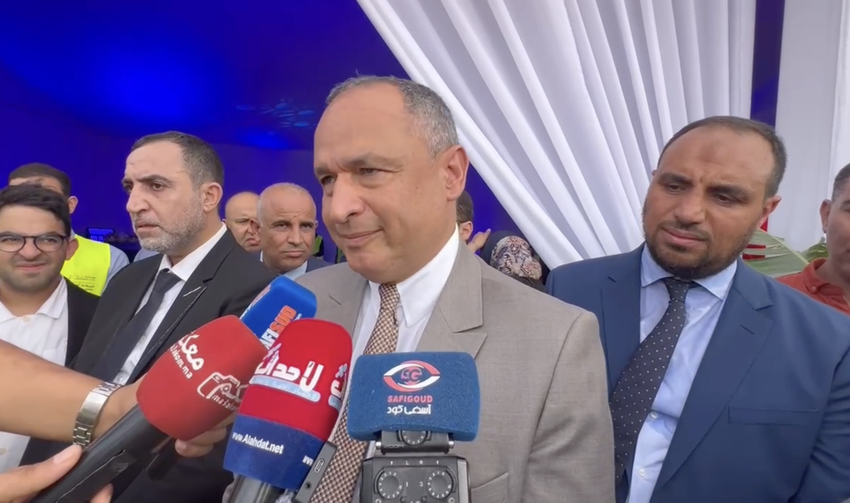 فيديو:رياض مزور وزير الاقتصاد..“اقليم آسفي عندو كفاءات ومنصة صناعية كبيرة”