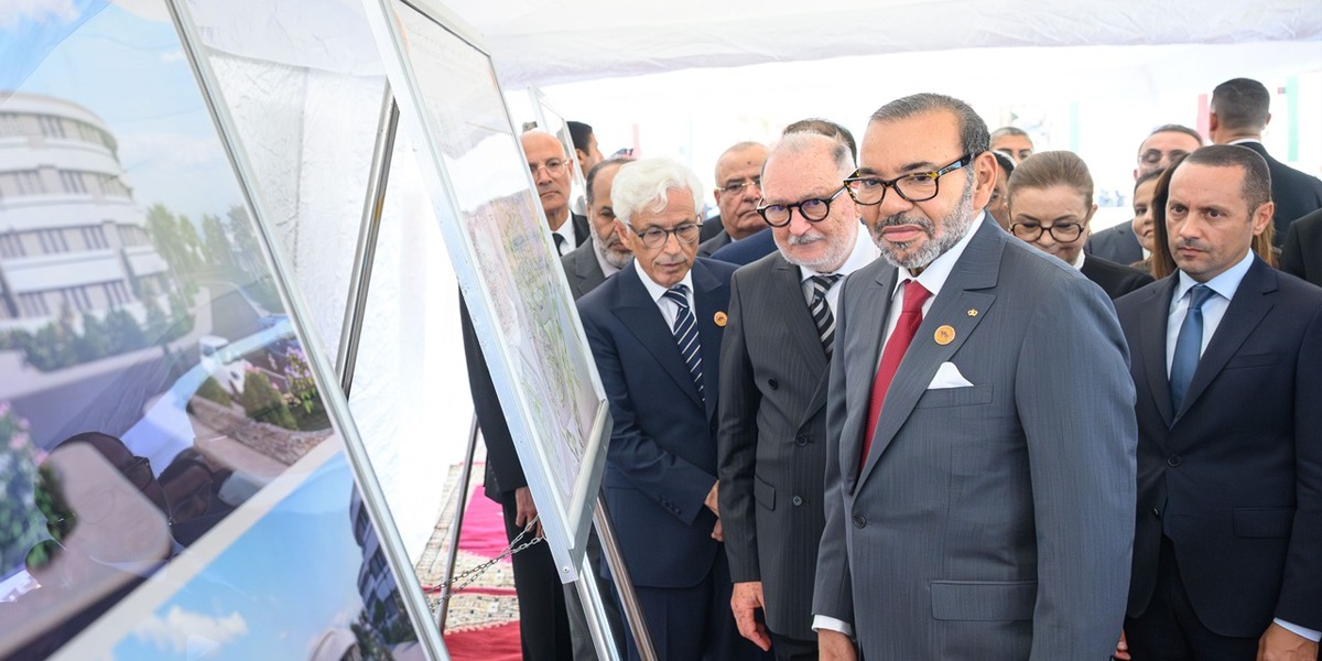 جلالة الملك يعطي انطلاقة أشغال إنجاز مشروع تضامني لاستقبال وإعادة التأهيل النفسي والاجتماعي للأشخاص ذوي الأمراض العقلية